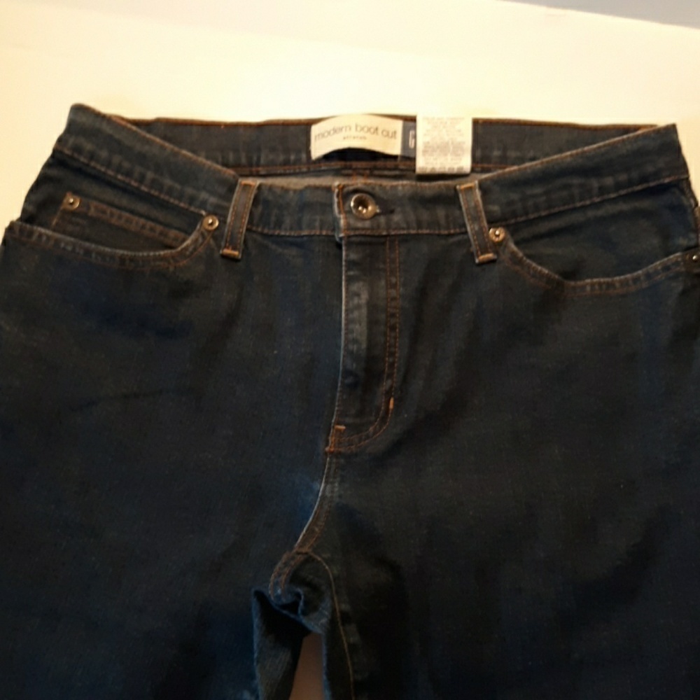 Gap modern boot cut size 12
